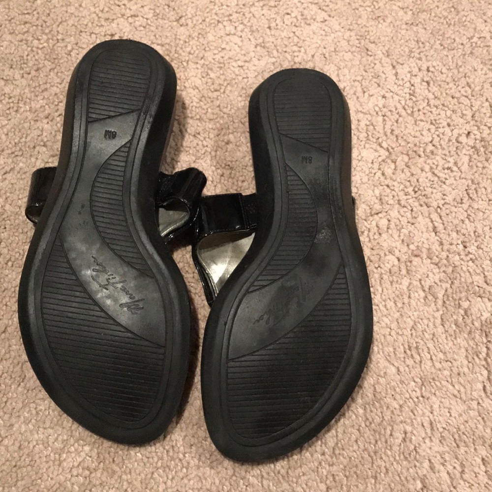 Sandals - Picture 3 of 3